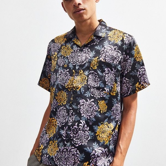 Liam Floral Satin Short Sleeve Button-Down Shirt - Picture 3 of 5